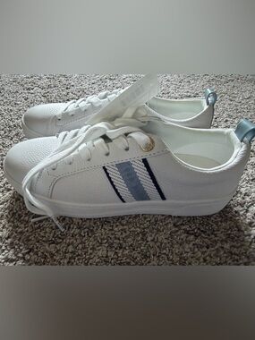 Ted Baker White Sneakers with Blue Stripe Detail